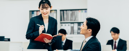 (官公庁・自治体向け)仕事の任せ方研修~部下の文書を積極的に添削し、成長を促す(半日間)